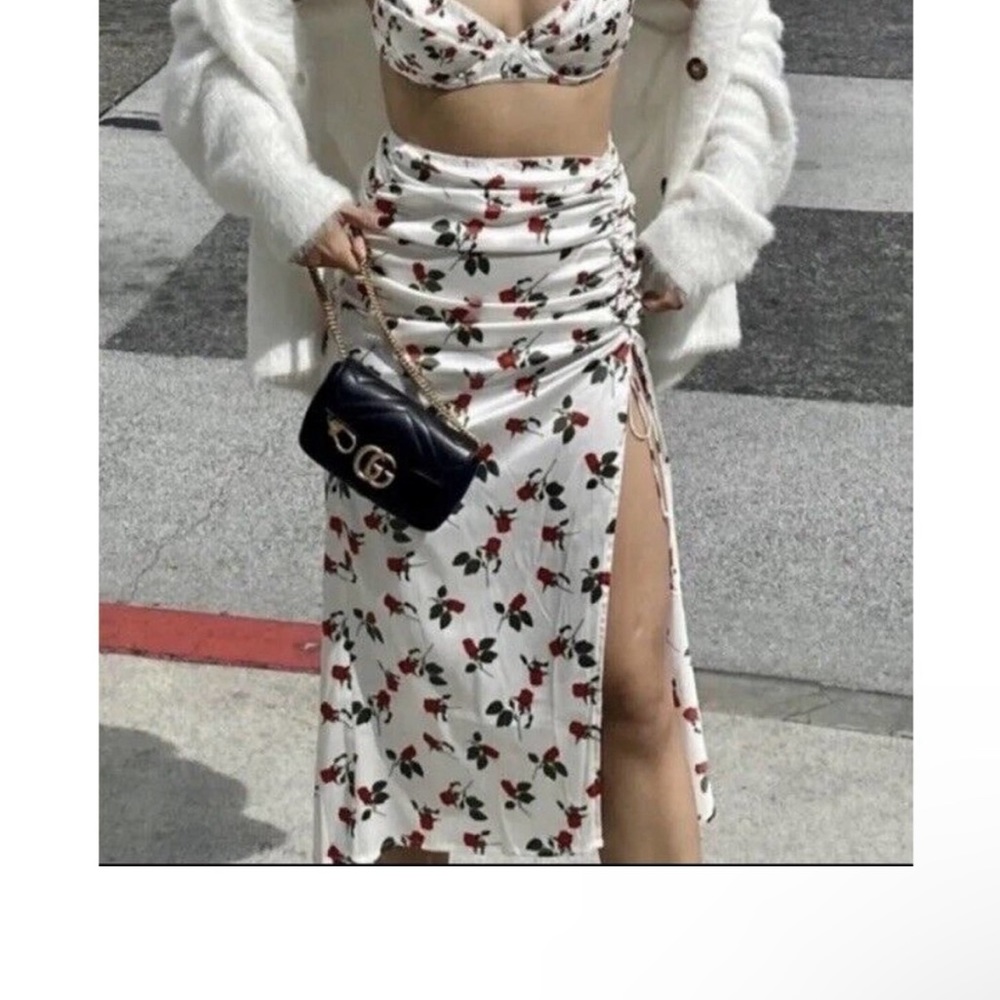 Victoria’s Secret love and lemons skirt BNWT no issues or signs of wear